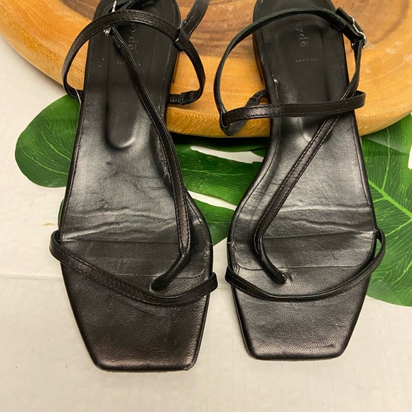 Aeyde Black Leather Ella Toe Post Sandals Sz:37 - Picture 3 of 8